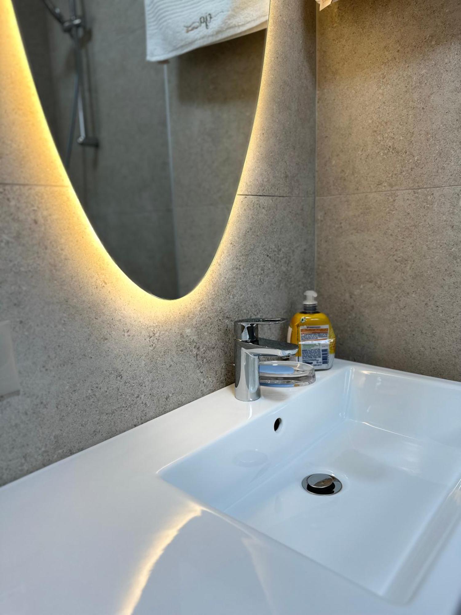 Eja Apartment 3 Tiran Dış mekan fotoğraf